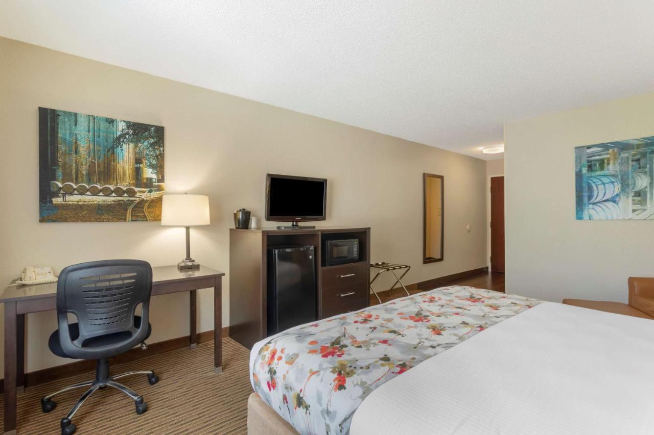 Best Western Lawrenceburg Inn Εξωτερικό φωτογραφία